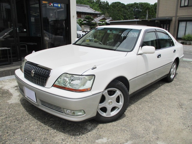 2002 Toyota Crown Majesta