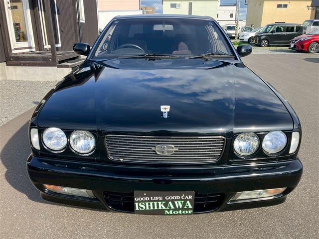 1995 Nissan Gloria – thumbnail 2