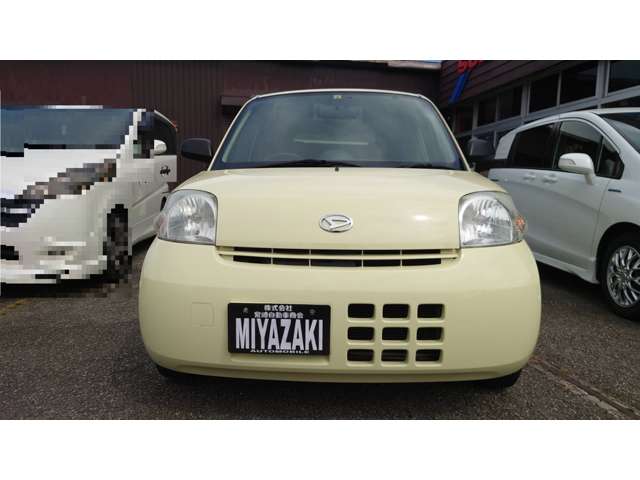 2009 Daihatsu Esse – thumbnail 2