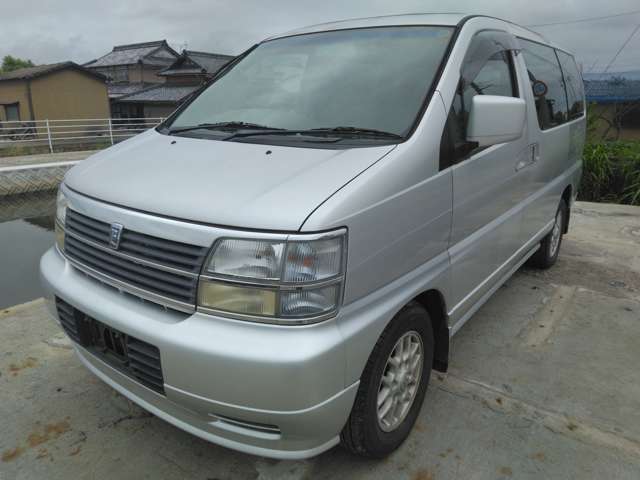 1998 Nissan Elgrand – thumbnail 4