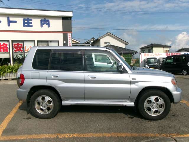2007 Mitsubishi Pajero iO – thumbnail 4