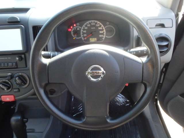 2008 Nissan AD – thumbnail 4