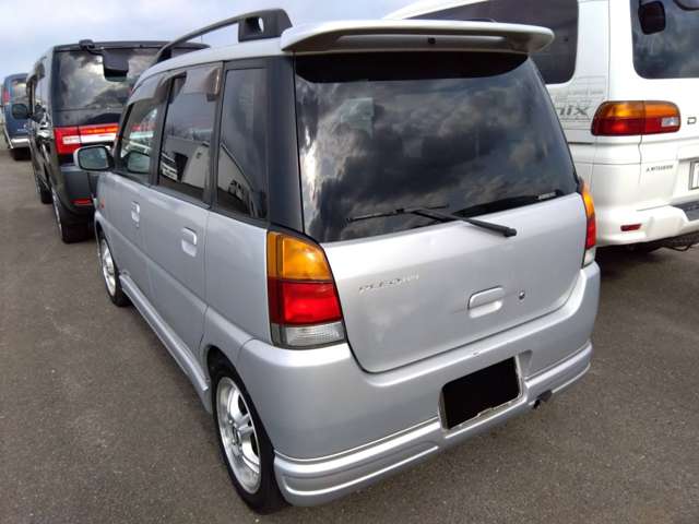 1999 Subaru Pleo – thumbnail 2