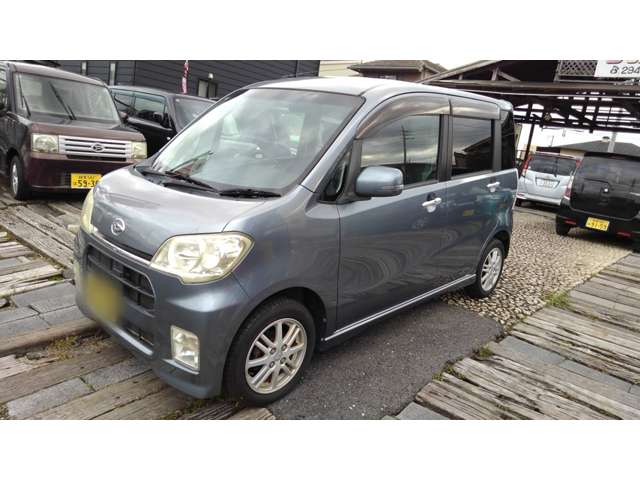2010 Daihatsu Tanto Exe – thumbnail 2