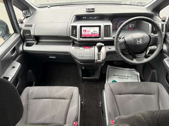 2010 Honda Stepwgn – thumbnail 3