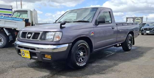 2001 Nissan Datsun – thumbnail 3