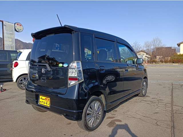 2010 Honda Life – thumbnail 3