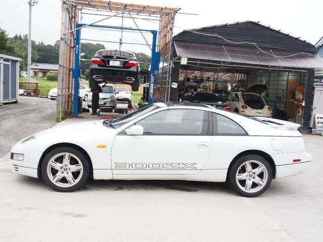 1997 Nissan Fairlady Z – thumbnail 3