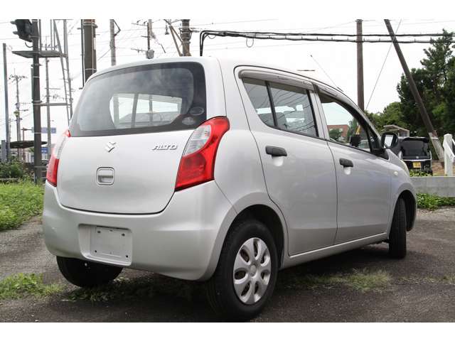 2010 Suzuki Alto – thumbnail 3