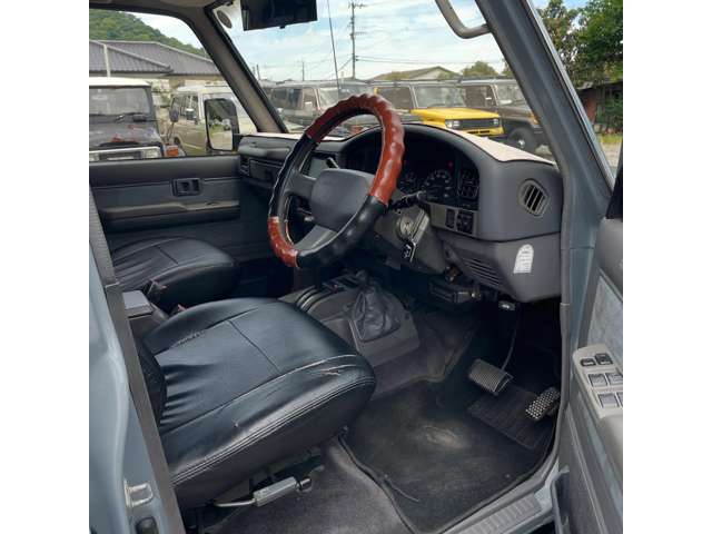 1995 Toyota Land Cruiser Prado – thumbnail 4