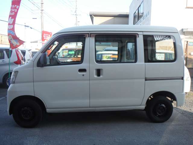 2010 Daihatsu Hijet Cargo – thumbnail 3