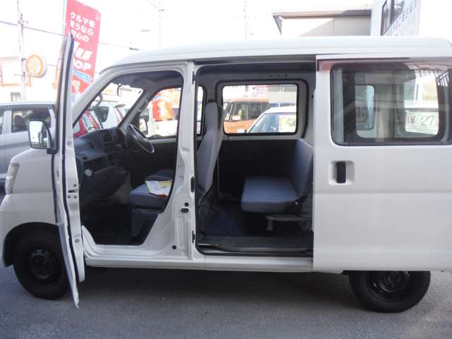 2010 Daihatsu Hijet Cargo – thumbnail 4