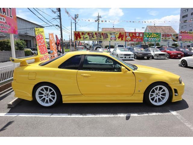 1998 Nissan Skyline Coupe – thumbnail 4