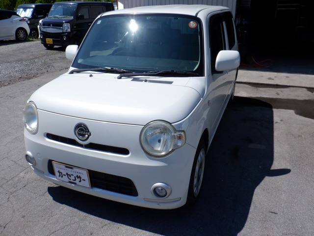 2010 Daihatsu Mira Cocoa
