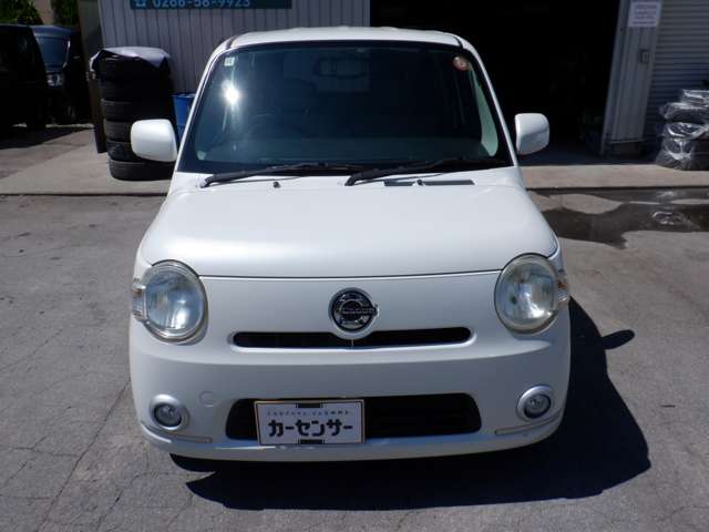 2010 Daihatsu Mira Cocoa – thumbnail 2