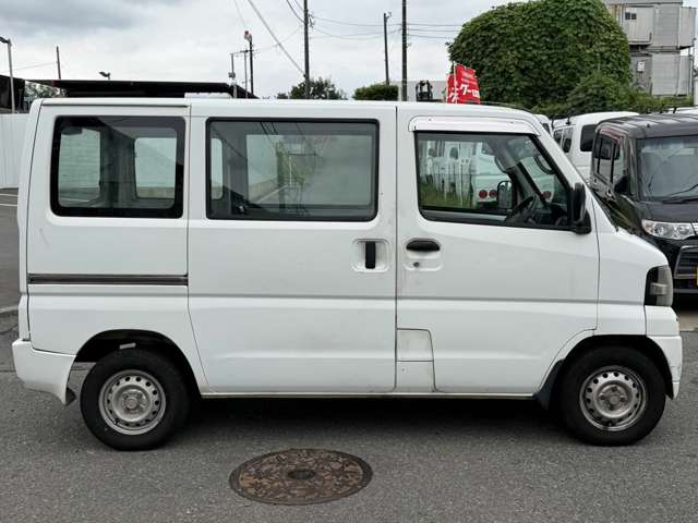 2009 Mitsubishi Minicab Van – thumbnail 4