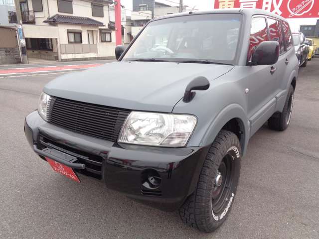 2004 Mitsubishi Pajero – thumbnail 3