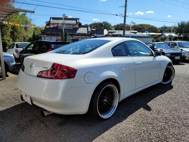 2007 Nissan Skyline Coupe – thumbnail 2