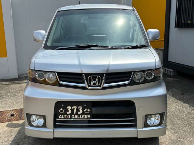 2010 Honda Zest – thumbnail 2