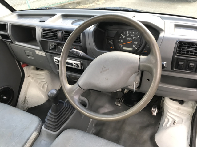 2003 Mitsubishi Minicab Truck – thumbnail 3