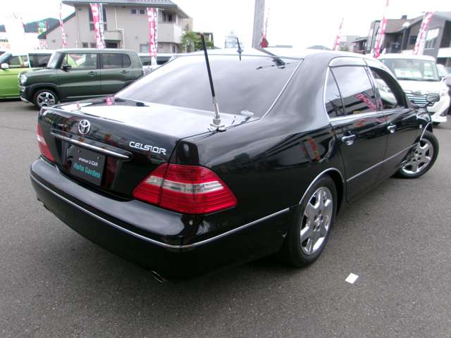 2003 Toyota Celsior – thumbnail 5