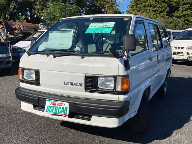 1992 Toyota LiteAce Van – thumbnail 3