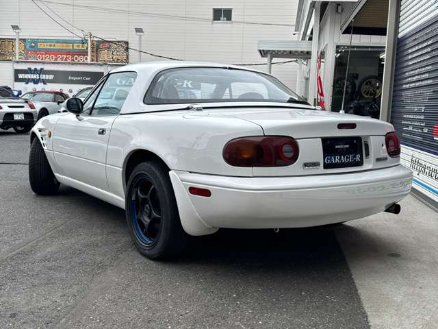 1992 Mazda Roadster – thumbnail 2