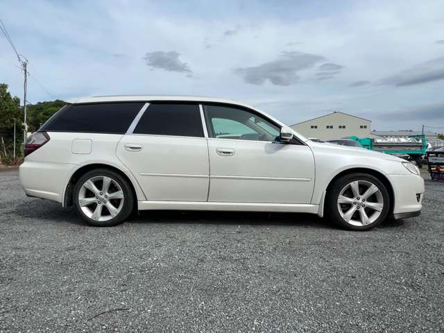 2008 Subaru Legacy Touring Wagon – thumbnail 4
