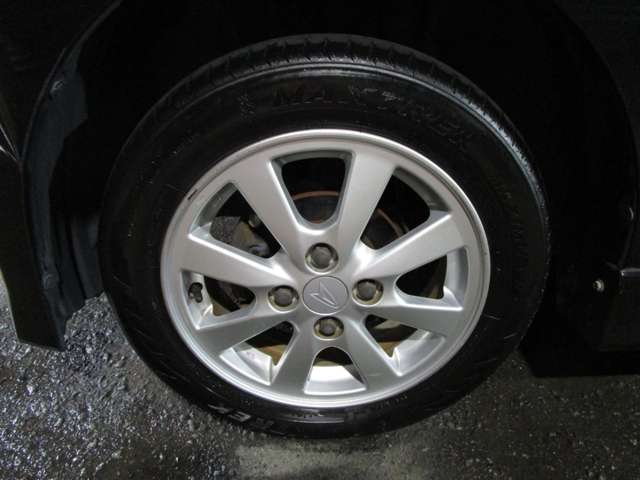 2009 Daihatsu Tanto – thumbnail 2