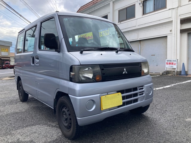 2008 Mitsubishi Minicab Van