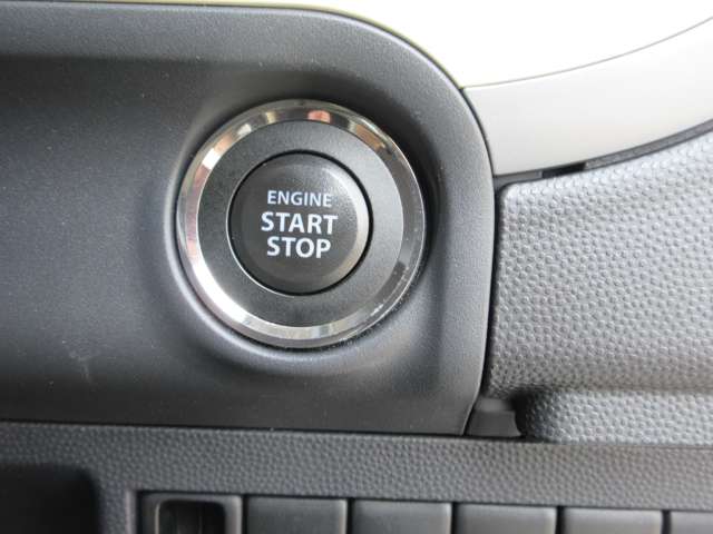 2010 Suzuki Alto Lapin – thumbnail 2