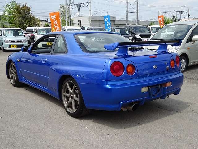 1999 Nissan Skyline GT-R – thumbnail 3