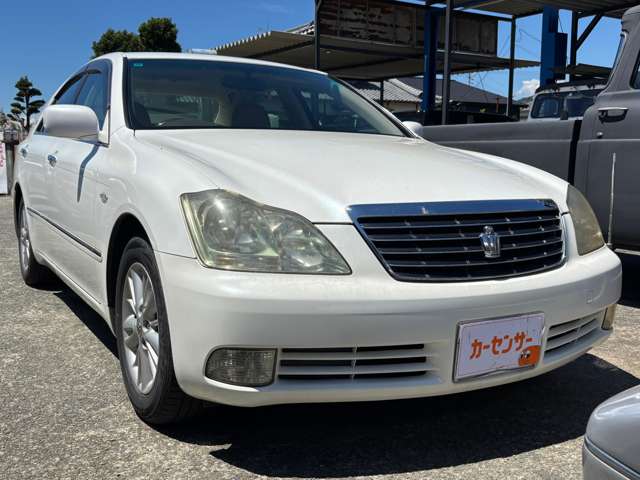 2004 Toyota Crown Royal – thumbnail 4