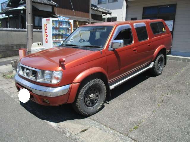 2001 Nissan Datsun – thumbnail 3