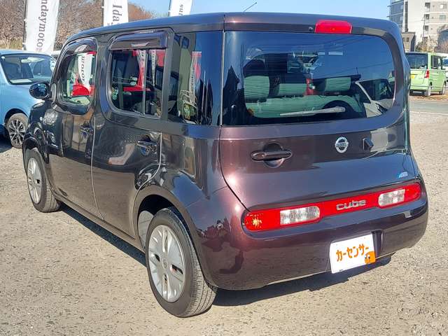 2010 Nissan Cube – thumbnail 4