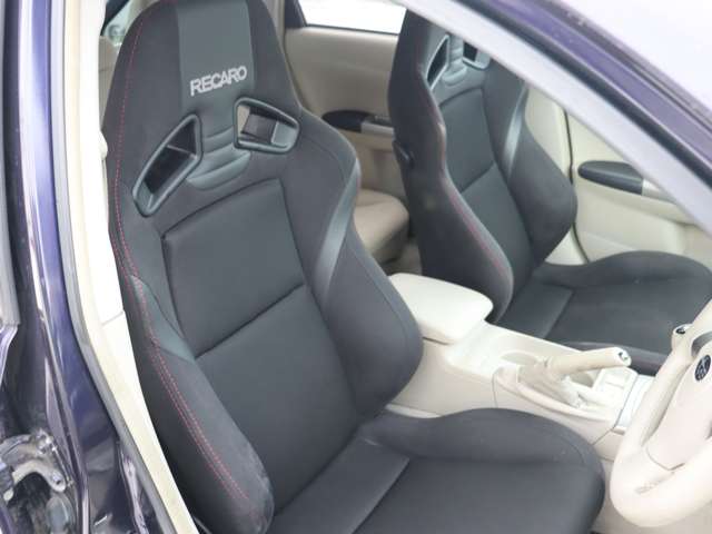 2008 Subaru Impreza Hatchback – thumbnail 2