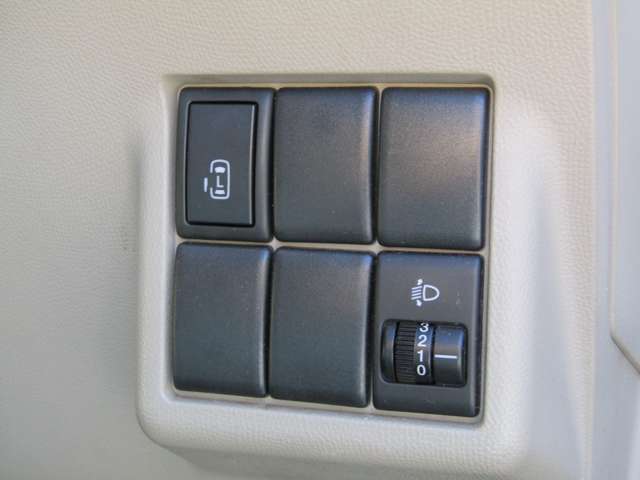 2009 Suzuki Palette – thumbnail 3