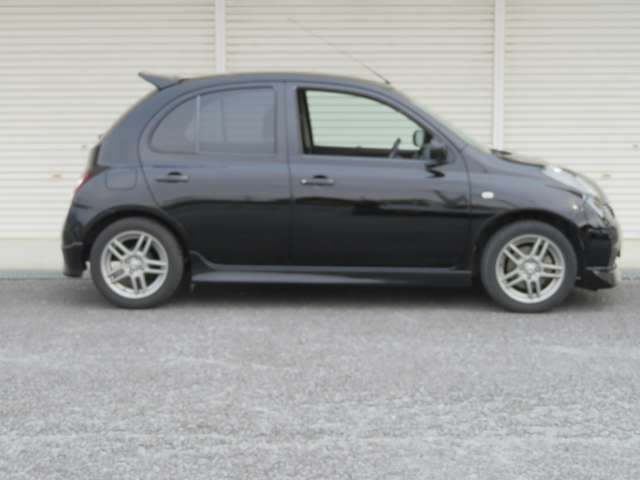 2007 Nissan March – thumbnail 4