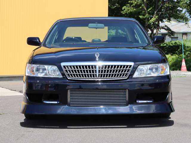 1997 Nissan Laurel – thumbnail 2