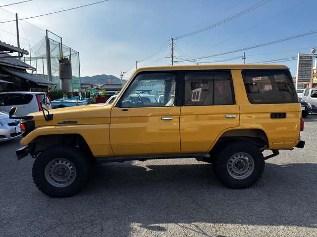1999 Toyota Land Cruiser 70 – thumbnail 2