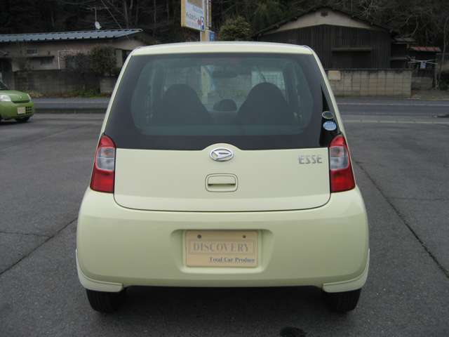 2010 Daihatsu Esse – thumbnail 4