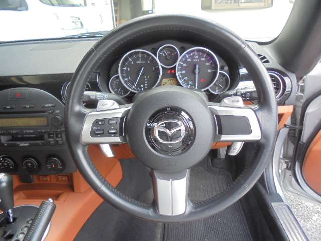 2006 Mazda Roadster – thumbnail 3