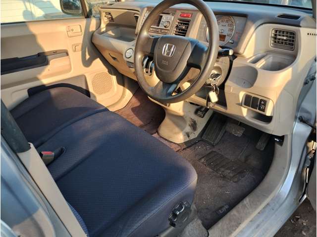 2010 Honda Life – thumbnail 3
