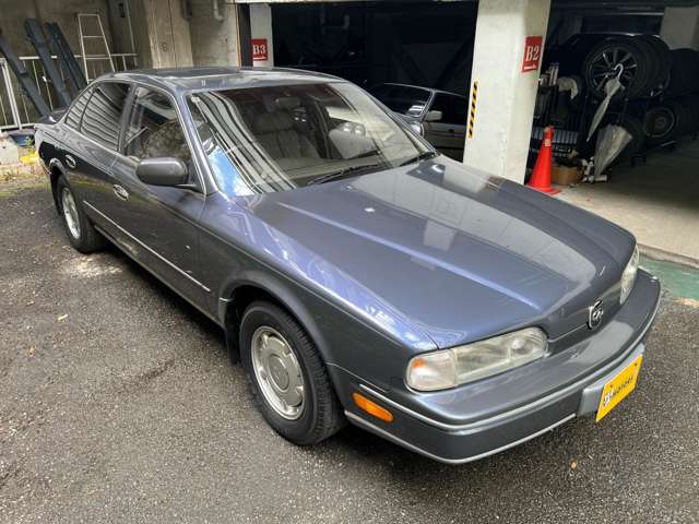 1992 Nissan Infiniti Q45 – thumbnail 4