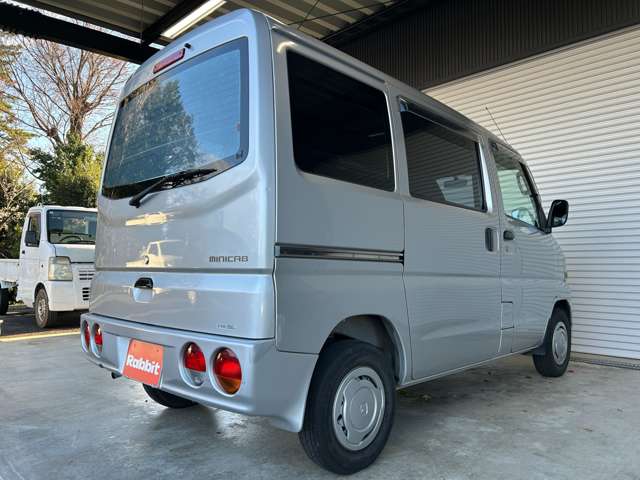 2002 Mitsubishi Minicab Van – thumbnail 2