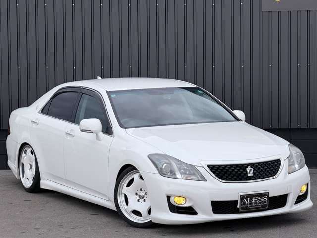 2009 Toyota Crown Athlete – thumbnail 3