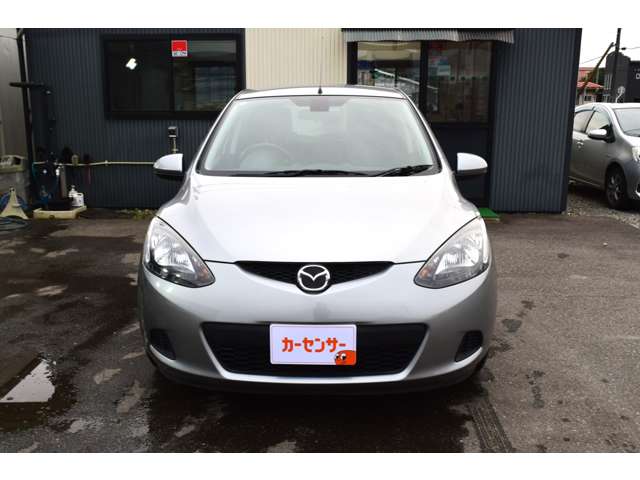 2010 Mazda Demio – thumbnail 3