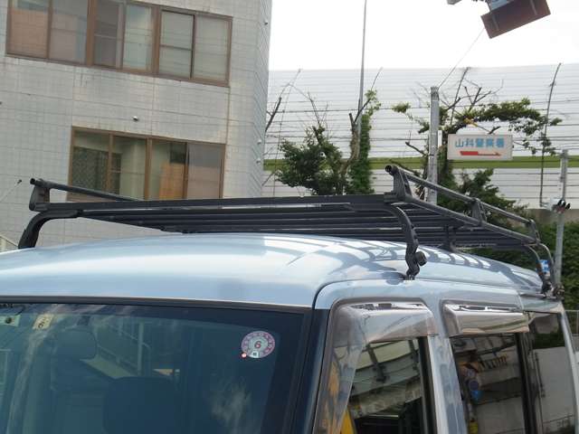2010 Mitsubishi Town Box – thumbnail 3