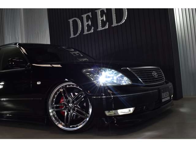 2004 Toyota Celsior – thumbnail 4