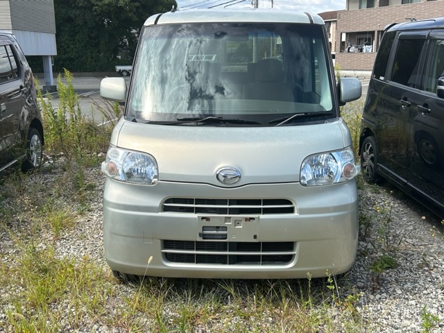 2010 Daihatsu Tanto – thumbnail 3
